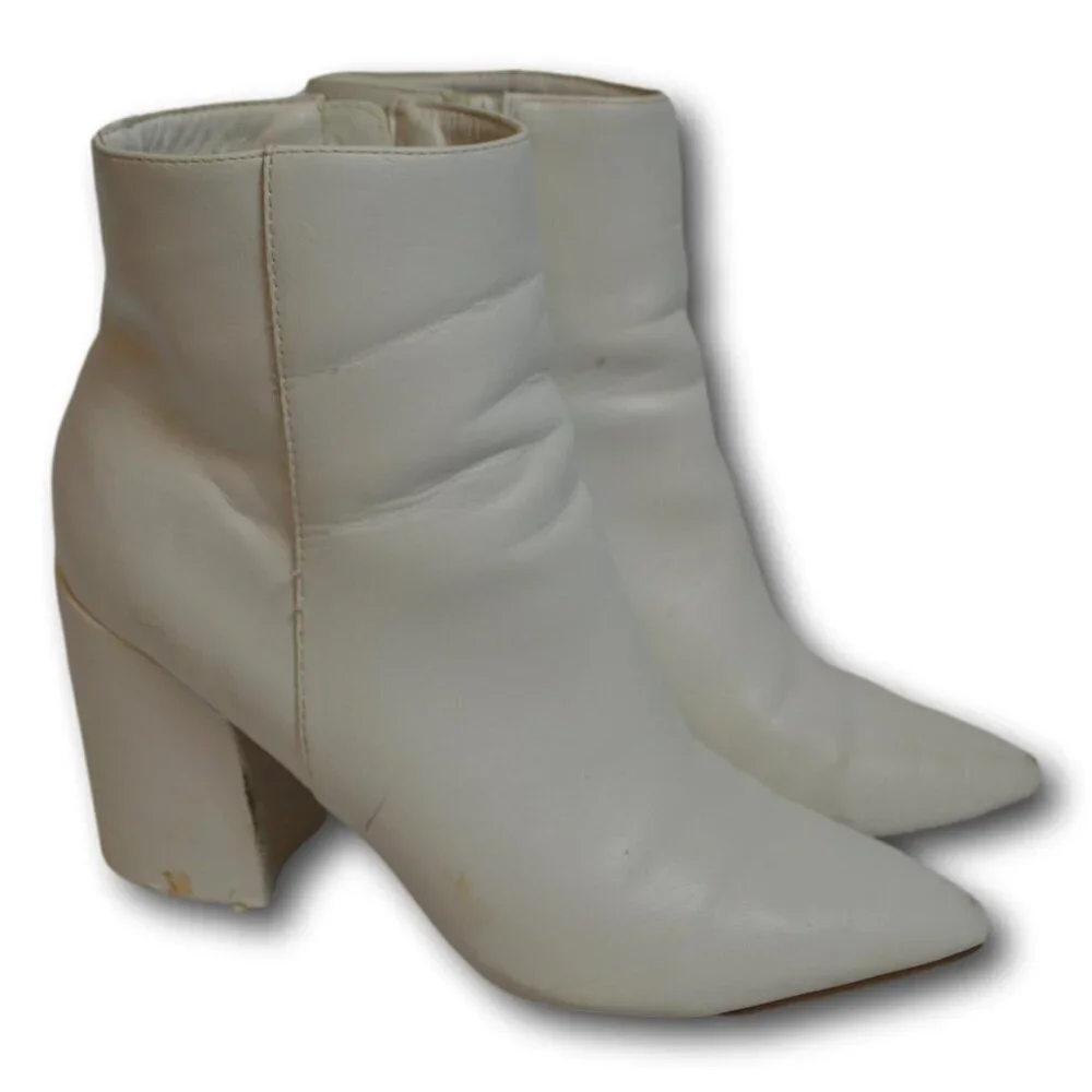 Madden Girl Finlee Ankle Boots, Women's Size 8.5 M, White